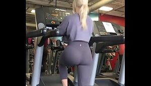 Blondie Girl Flashes off Adorable Booty in Stretch pants