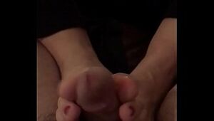 Wifey taunting footjob